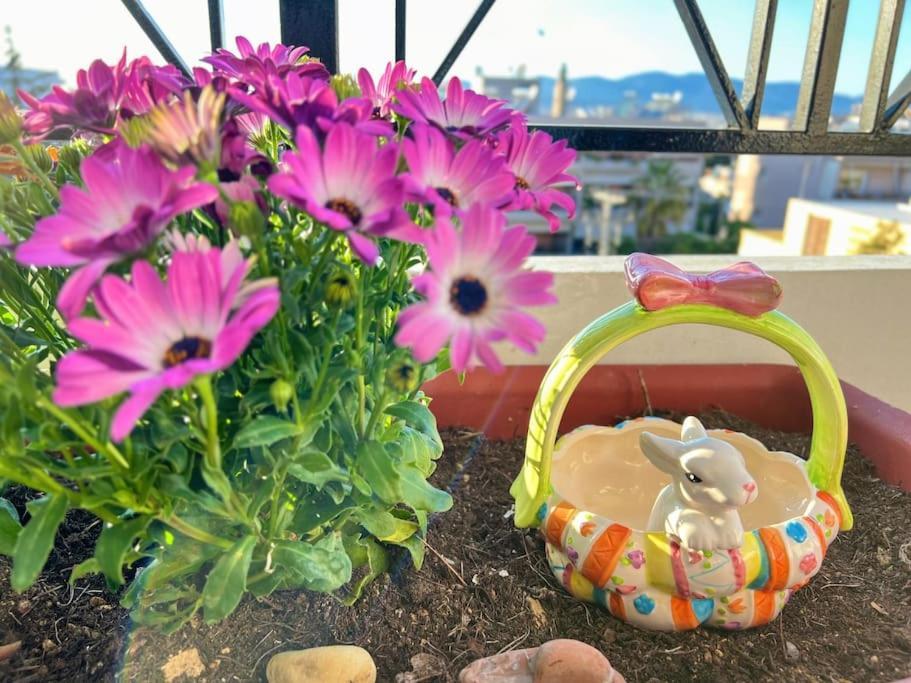 Cozy Fairytal Garden Apartment, Family Friendly, Free Parking, 15 Min To Airport 雅典 外观 照片